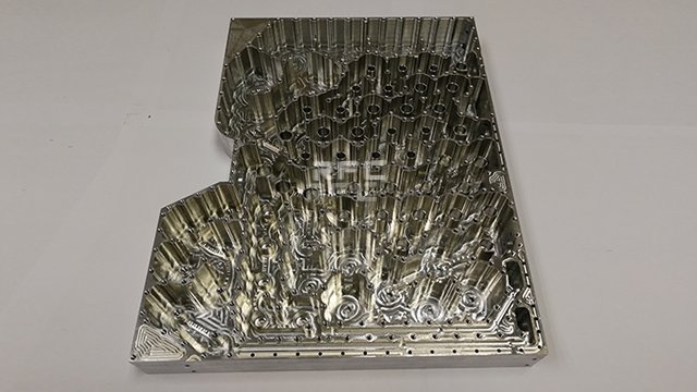 大型龍門銑加工技術(shù)突破，推動(dòng)制造業(yè)邁向高質(zhì)量發(fā)展